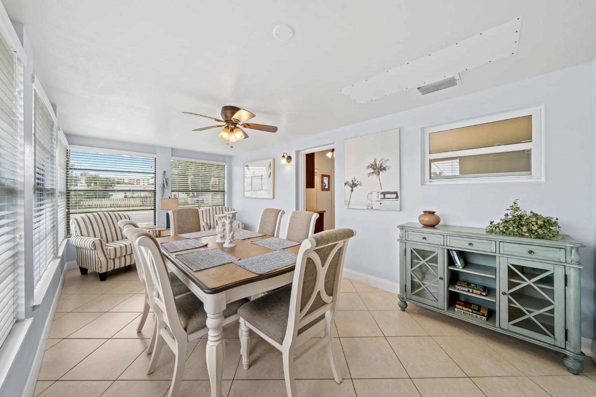 Downtown Cottage - Walk To The Beach & Restaurants شاطئ كوكوا المظهر الخارجي الصورة